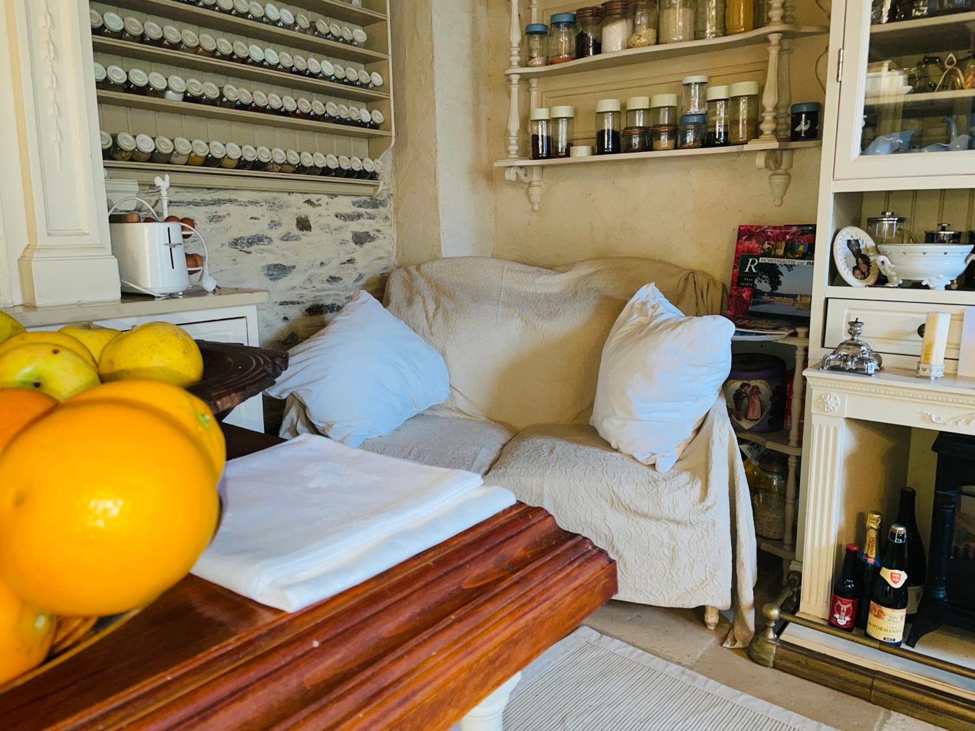 Chambre De Charme Dans Un Jardin De 1500M2 Nueil-sur-Layon Экстерьер фото
